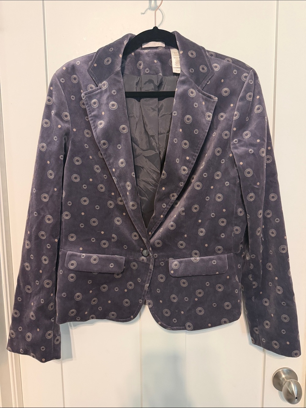 Liz Claiborne Velvet Blazer in Deep Purple with Light Circle Motif